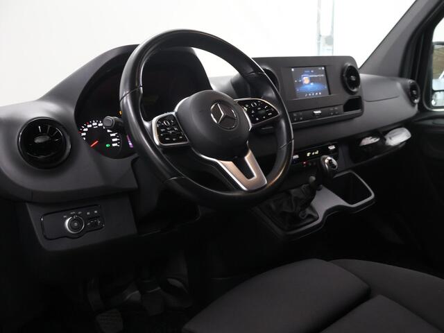 Mercedes-Benz SPRINTER 317 CDI | L2 H2 | NAVIGATIE | PARKEERCAMERA | 2-ZITS | STANDKACHEL | STOELVERWARMING | ALARM | CERTIFIED