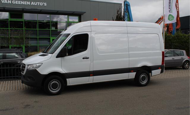 Mercedes-Benz SPRINTER 317 170Pk 1.9 CDI L2H2 RWD | Camera | Trekhaak