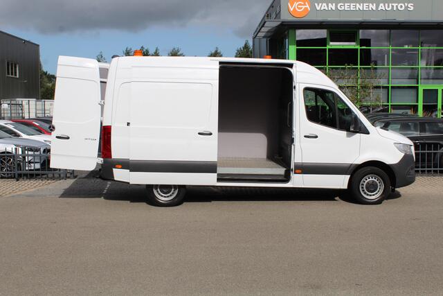 Mercedes-Benz SPRINTER 317 170Pk 1.9 CDI L2H2 RWD | Camera | Trekhaak