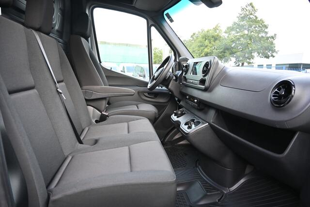 Mercedes-Benz SPRINTER 317 CDI L3H2 RWD 3500kg Trekhaak, MBUX navigatie met camera, Etc. – foto 4