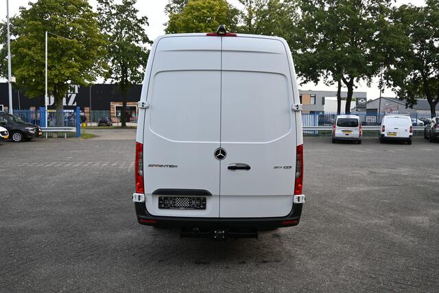 Mercedes-Benz SPRINTER 317 CDI L3H2 RWD 3500kg Trekhaak, MBUX navigatie met camera, Etc. – foto 7