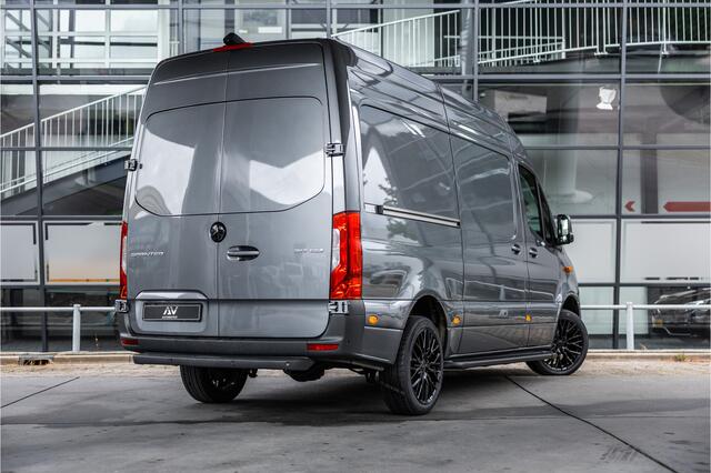 Mercedes-Benz SPRINTER 317 1.9 CDI L2H2 | AMG | LED | CarPlay | Camera | Navigatie | Stoelverwarming | Cruise control | Dealer onderhouden | Lederen bekleding | Nieuwe APK | L2H2