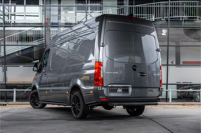 Mercedes-Benz SPRINTER 317 1.9 CDI L2H2 | AMG | LED | CarPlay | Camera | Navigatie | Stoelverwarming | Cruise control | Dealer onderhouden | Lederen bekleding | Nieuwe APK | L2H2