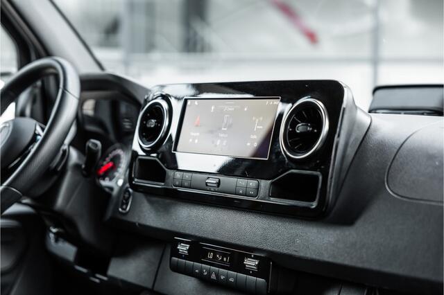 Mercedes-Benz SPRINTER 317 1.9 CDI L2H2 | AMG | LED | CarPlay | Camera | Navigatie | Stoelverwarming | Cruise control | Dealer onderhouden | Lederen bekleding | Nieuwe APK | L2H2