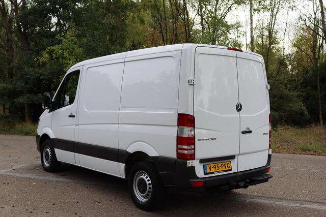 Mercedes-Benz SPRINTER 211 2.2 CDI 325 2017 | Airco | Trekhaak | Elektrische Ramen | Centrale Vergrendeling | Boordcomputer | 2 Sleutels