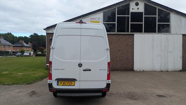 Mercedes-Benz SPRINTER 317 1.9 CDI L2H2 - Camera - 1e eign - navi