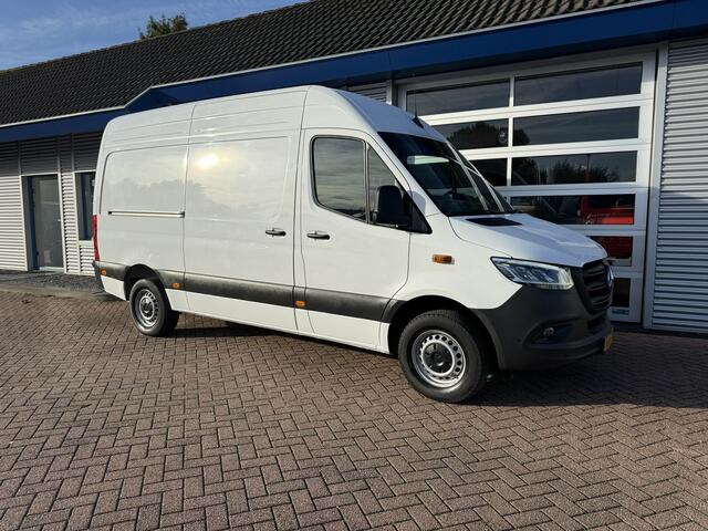 Mercedes-Benz SPRINTER 317 1.9 CDI L2H2 RWD MBUX10/Camera/Navi