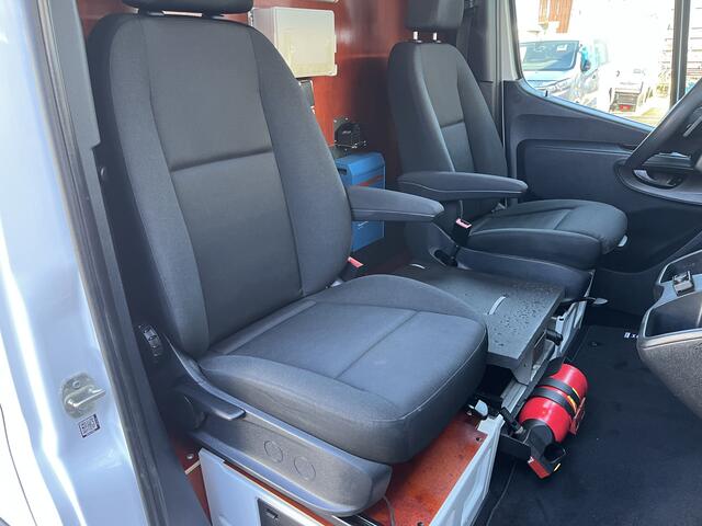 Mercedes-Benz SPRINTER 314 2.2 CDI L2H2 Werkplaats Omvormer Trekhaak Kastinrichting Ladekasten inrichting Airco Cruise controle Apple carplay 1e Eigenaar Euro 6 Bpm vrij voor particulier gebruik!!