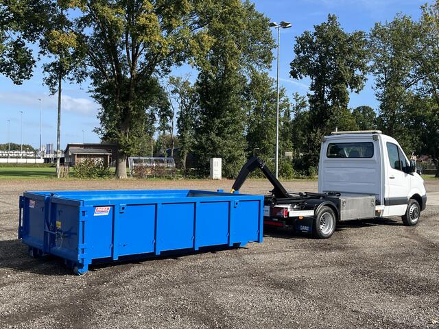 Mercedes-Benz SPRINTER 514 CDI 366 Haakarm Container Airco Cruise controle Nido aansluiting Stuurwielbediening Werkverlichting Kipper Kieper Euro 6 Containerauto Haakarmauto City haakarm Abrolkipper Kipper