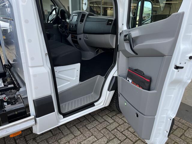 Mercedes-Benz SPRINTER 514 CDI 366 Haakarm Container Airco Cruise controle Nido aansluiting Stuurwielbediening Werkverlichting Kipper Kieper Euro 6 Containerauto Haakarmauto City haakarm Abrolkipper Kipper