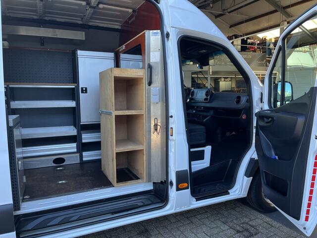 Mercedes-Benz SPRINTER 314 2.2 CDI L2H2 Werkplaats Omvormer Trekhaak Kastinrichting Ladekasten inrichting Airco Cruise controle Apple carplay 1e Eigenaar Euro 6 Bpm vrij voor particulier gebruik!!