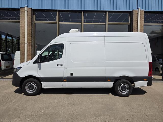 Mercedes-Benz SPRINTER 317 CDI AUTM. L2/H2 KOELWAGEN - VRIESWAGEN THERMO KING DAG& NACHT ALUMINIUM LAADVLOER