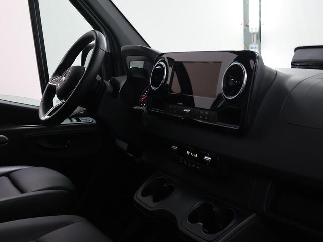 Mercedes-Benz SPRINTER 317 CDI | AUT. | L3 H2 | DISTRONIC PLUS | 3-ZITS | SCHUIFDEUR L+R | NAVIGATIE | PARKEERCAMERA | CERTIFIED