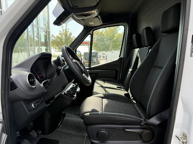 Mercedes-Benz SPRINTER 317 1.9 CDI RWD Bakwagen met laadklep | MBUX 10 | Navi | Carplay | Camera | Stoelverw. | Cruisec.