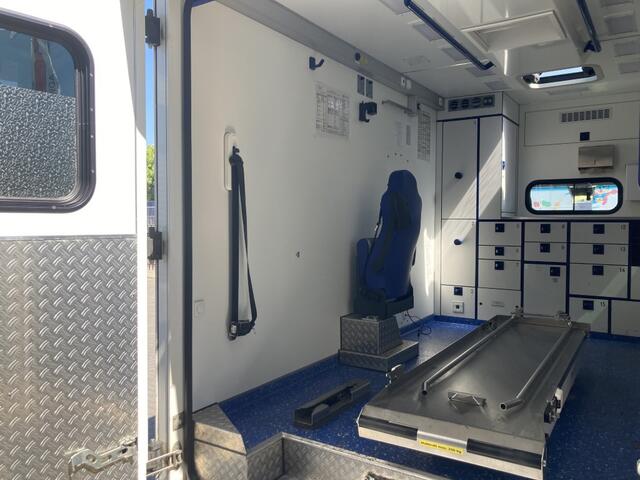 Mercedes-Benz SPRINTER 419 Container Ambulance