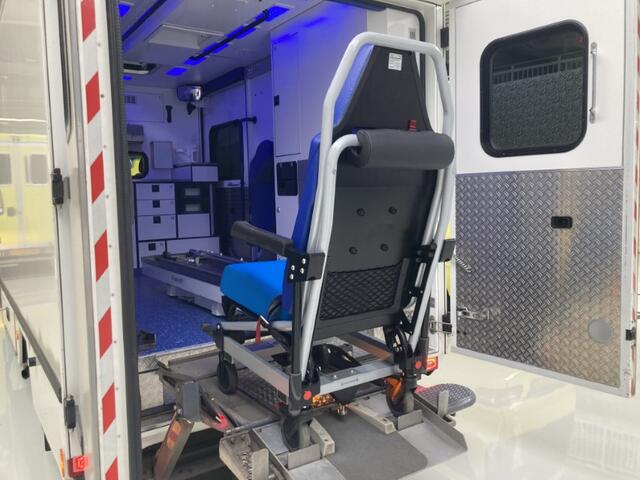 Mercedes-Benz SPRINTER 419 Container Ambulance