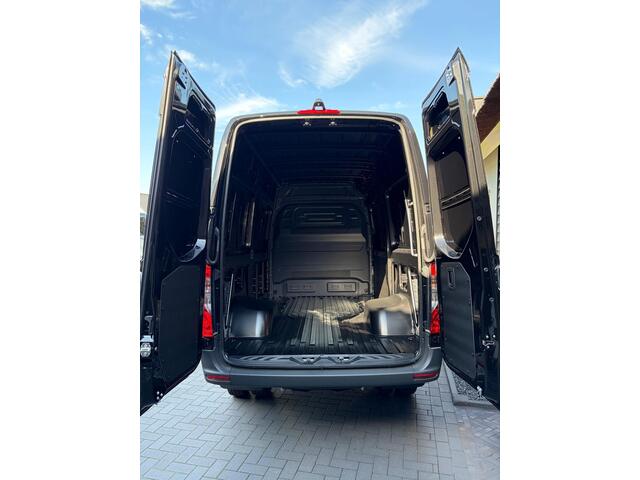 Mercedes-Benz SPRINTER 2X 519 CDI L2H2 190PK 3500KG N1