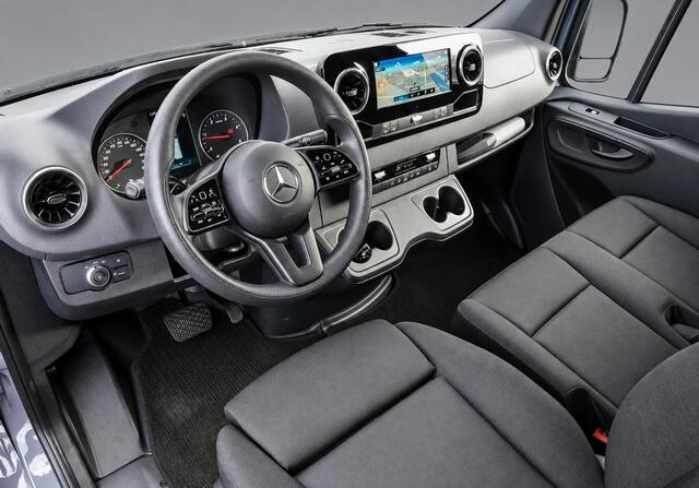 Mercedes-Benz SPRINTER 319 1.9 CDI L2H2 PB Edition 360 Camera, Cruise, Carplay, 10,5'' Mbux, LED, Automaat, 190pk, Standkachel, Stoelverwarming, Uniek!