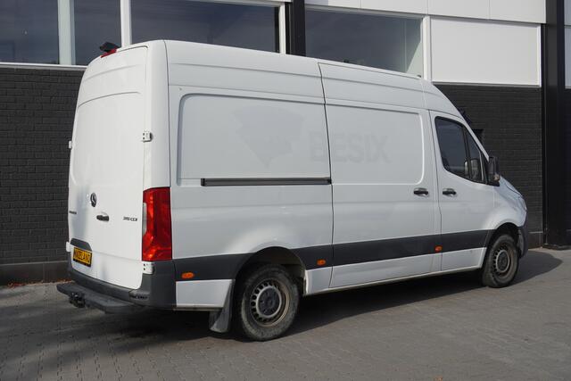Mercedes-Benz SPRINTER 1.9 CDI L2H2 150PK EURO 6 - AC/Climate - Navi - Cruise - €20.900,- Excl.