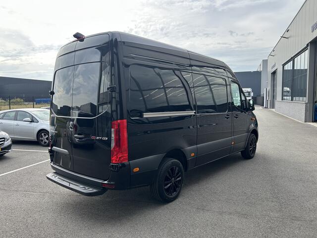 Mercedes-Benz SPRINTER 317 CDI L2 H2 Pro LED / MBUX / Navigatie / Camera / Parkeersensoren / Cruise control / Airco / 270 Graden achterdeuren