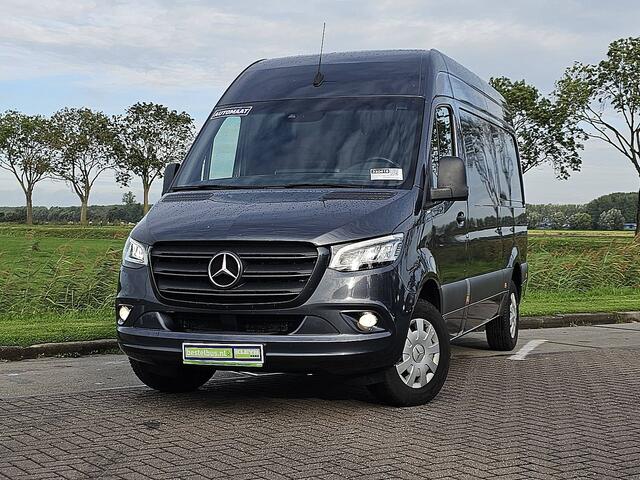 Mercedes-Benz SPRINTER 317 1.9 CDI L2H2 RWD Cruise control, Airco, Carplay, Navi, Camera, Led, Lane-assist, Climate control, Dodehoek detectie, 3,5T-trekhaak