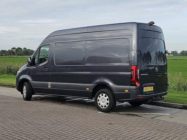 Mercedes-Benz SPRINTER 317 1.9 CDI L2H2 RWD Cruise control, Airco, Carplay, Navi, Camera, Led, Lane-assist, Climate control, Dodehoek detectie, 3,5T-trekhaak