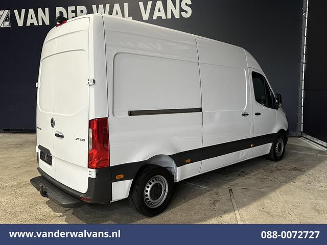 Mercedes-Benz SPRINTER 211 CDI 115pk L2H2 Euro6 Airco | Camera | Trekhaak Bijrijdersbank