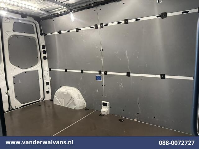 Mercedes-Benz SPRINTER 211 CDI 115pk L2H2 Euro6 Airco | Camera | Trekhaak Bijrijdersbank