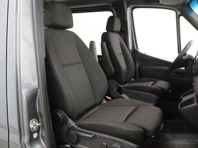 Mercedes-Benz SPRINTER 317 CDI | Aut. | L2 H1 | Dubbele Cabine | Trekhaak | Parkeercamera | Cruise Control | 5-Zits | Certified