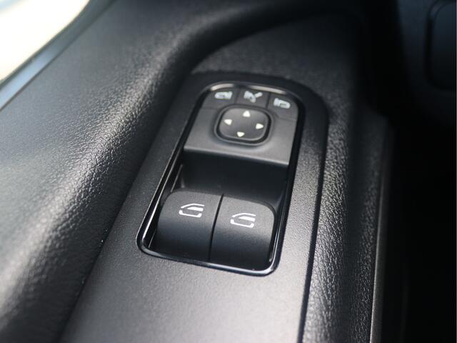 Mercedes-Benz SPRINTER 317 CDI L2 Pro D.C. | AIRCO/CAMERA/CRUISE/3.500KG AHW | Certified