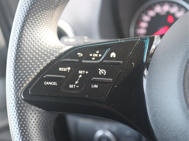 Mercedes-Benz SPRINTER 317 CDI L2 Pro D.C. | AIRCO/CAMERA/CRUISE/3.500KG AHW | Certified