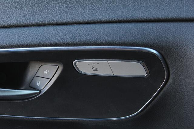 Mercedes-Benz V-KLASSE 250d 4-MATIC | 6 persoons | Marge
