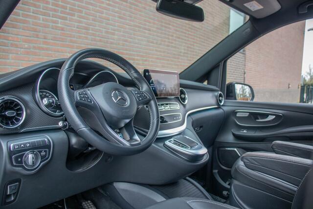 Mercedes-Benz V-KLASSE 300d 4-MATIC XXL AMG Night, Luchtvering, Adaptive Cruise, Trekhaak, 360 Camera, Leder.
