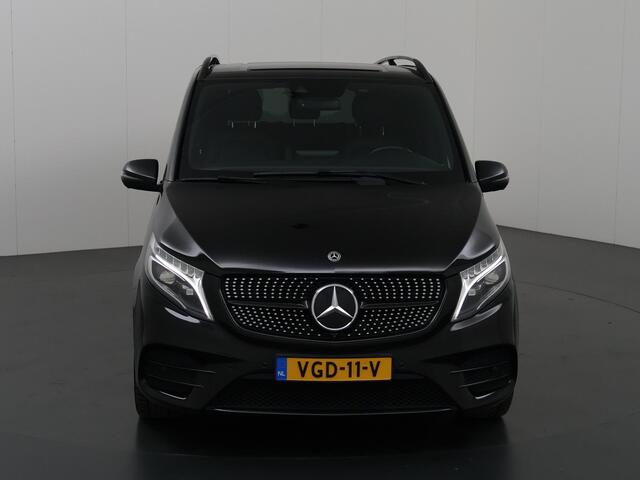 Mercedes-Benz V-KLASSE 300d XL L3 | Black AMG | Dubbele Cabine | Avantgarde Edition | 360° Camera | Spraakassistent | Climate Control | Navigatie | Certified