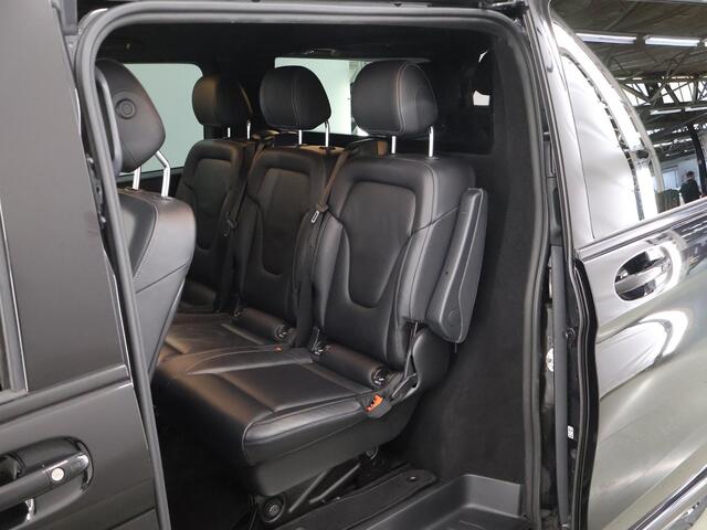 Mercedes-Benz V-KLASSE 300d XL L3 | Black AMG | Dubbele Cabine | Avantgarde Edition | 360° Camera | Spraakassistent | Climate Control | Navigatie | Certified