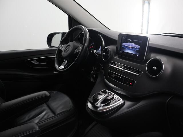 Mercedes-Benz V-KLASSE V250d XL L3 DC | AVANTGARDE | Aut. | LEDEREN BEKLEDING | CAMERA | TREKHAAK | STOELVERWARMING | NAVIGATIE | CRUISE CONTROL | AIRCO | 19" LICHTMETALEN WIELEN | ILS LED LAMPEN