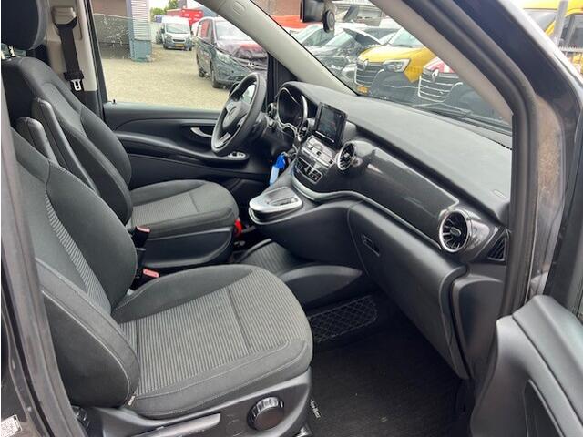 Mercedes-Benz V-KLASSE 220d Lang Edition AUT. PKW 7P NAVI KLIMA CAM.