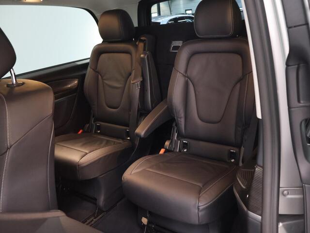 Mercedes-Benz V-KLASSE 250d | Lang L2 | Avantgarde | ¤69.850,- INCL. BTW | 7-Persoons | Lederen bekleding | Navigatie | Distronic Plus | LM Velgen | Stoelverwarming | Trekhaak | Certified