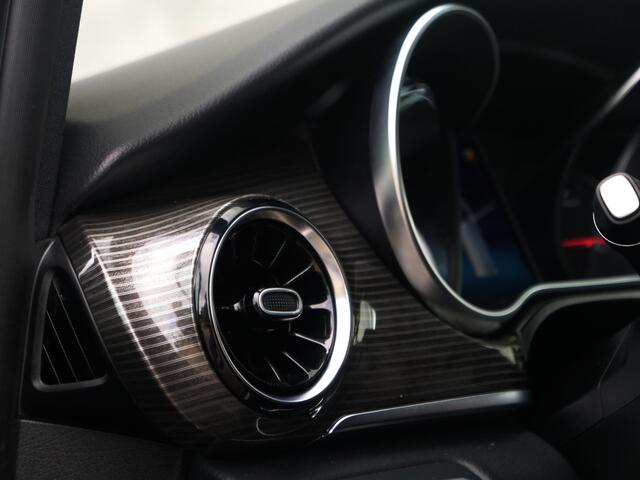 Mercedes-Benz V-KLASSE V300d | XL | AMG | Incl BTW & BPM | 7-persoons | memory-zetels | nette staat..