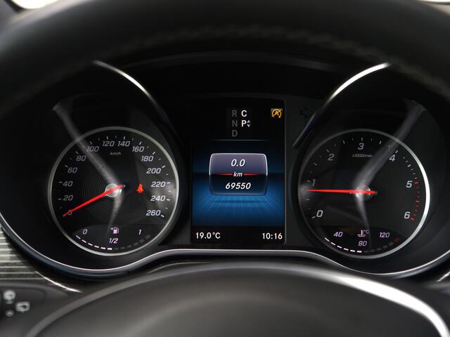 Mercedes-Benz V-KLASSE V300d | XL | AMG | Incl BTW & BPM | 7-persoons | memory-zetels | nette staat..