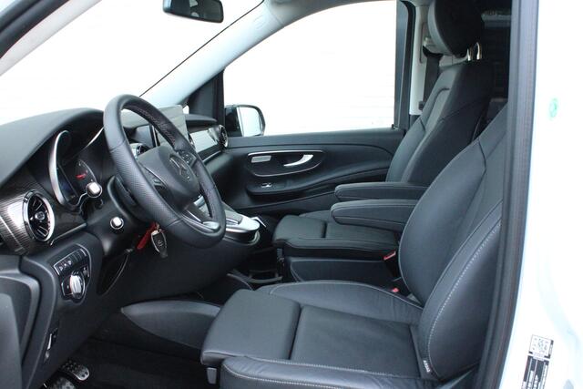 Mercedes-Benz V-KLASSE 300d / XXL / DC / 4-Matic / 2x Elec Schuifdeur / 360 Camera / Burmester / Vol Opties / NIEUWSTAAT