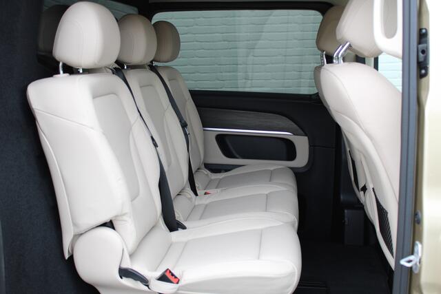 Mercedes-Benz V-KLASSE 250d / DC / XXL / 4-Matic / New Model / 2x Schuifdeur / 360 Camera / Vol Opties / NIEUWSTAAT