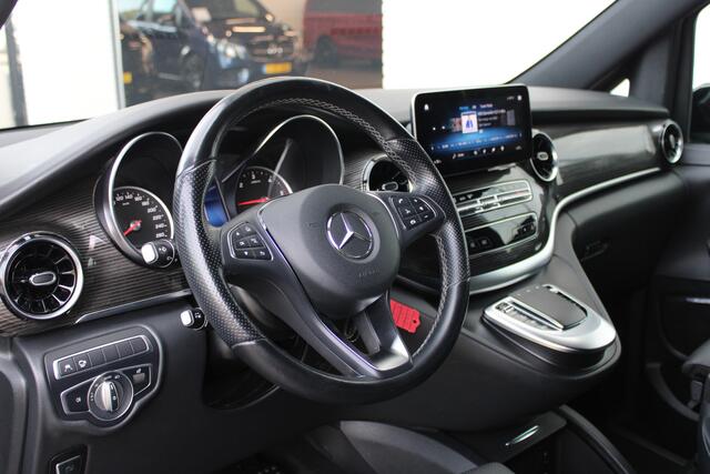 Mercedes-Benz V-KLASSE 300d / Extra Lang / AMG / DC / 2x Elec Schuifd. / Burmester / 360 Camera / Vol Opties / NIEUWSTAAT