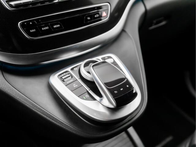 Mercedes-Benz V-KLASSE 200d Lang DC Automaat (MARGE, NAVIGATIE, STOELVERWARMING, CAMERA, TREKHAAK, SFEERVERLICHTING, ZWART HEMEL, CRUISE, NIEUWSTAAT)