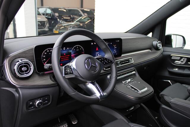 Mercedes-Benz V-KLASSE 300d / XXL / DC / AMG / Luchtvering / 2x Elec Schuifd / Elec Stoelen / 360 Cam / Burmester / Vol Opties / NIEUW!!
