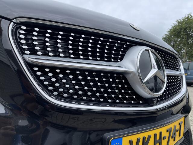 Mercedes-Benz V-KLASSE 300d 237pk Extra Lang DC 5 persoons Avantgarde Edition / vaste prijs rijklaar ¤ 52.950 ex btw / lease vanaf ¤ 864 / AMG / burmester / leer / camera / originele Nedelandse bus !