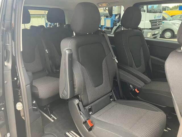 Mercedes-Benz V-KLASSE 250d L2 Style Nieuw Model 7 Personen WIDESCREEN COCKPIT DISTRONIC EL. SCHUIFDEUREN TREKHAAK LED CAMERA