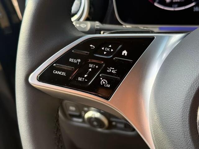 Mercedes-Benz V-KLASSE 250d L2 Style 8 Personen Nieuw Model WIDESCREEN COCKPIT DISTRONIC EL. SCHUIFDEUREN TREKHAAK LED CAMERA