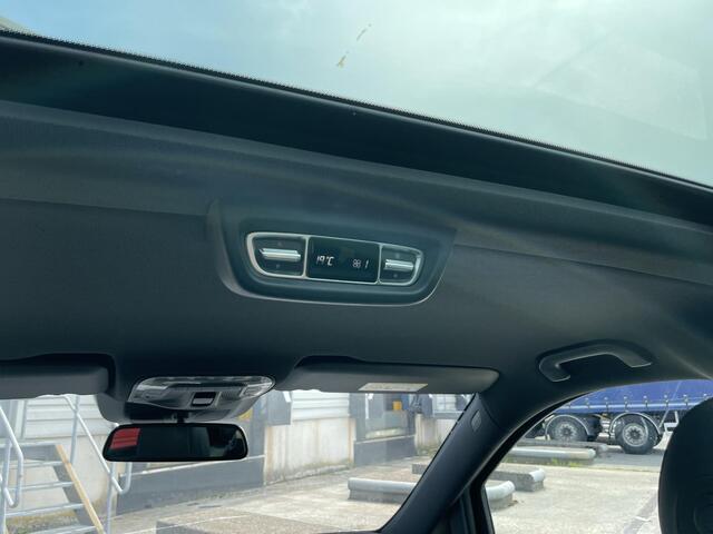 Mercedes-Benz V-KLASSE 300d Lang DC +237PK | panoramadak | Applecarplay