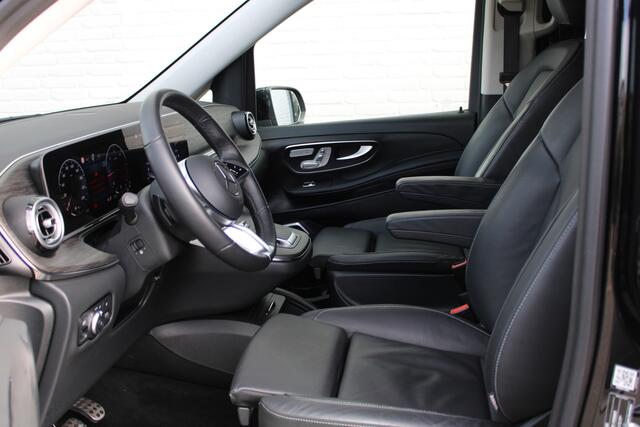 Mercedes-Benz V-KLASSE 300d / DC / AMG / Elec Stoelen / 360 Cam / 2x Elec Schuifdeur / Burmester / Vol Opties / NIEUWSTAAT